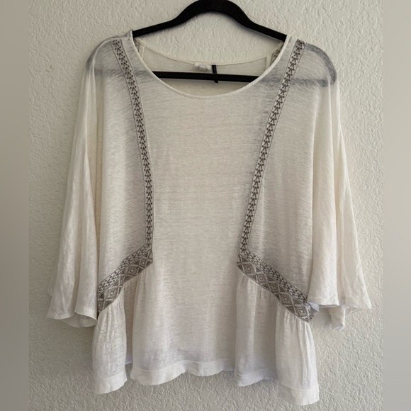 Anthropologie Akemi + Kin 100% Linen Top~Med - Picture 1 of 9